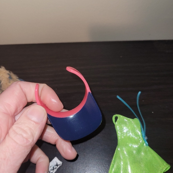 Bratz Acessories And Winx Dress Lot - Picture 6 of 6